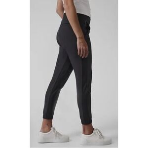 NEW Women's Athleta Brooklyn Jogger Pants Black Size 24‎